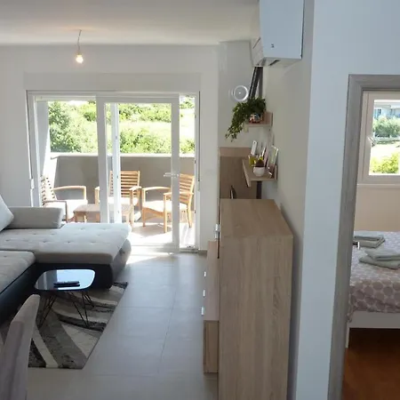 Jere With Private Parking * Zadar