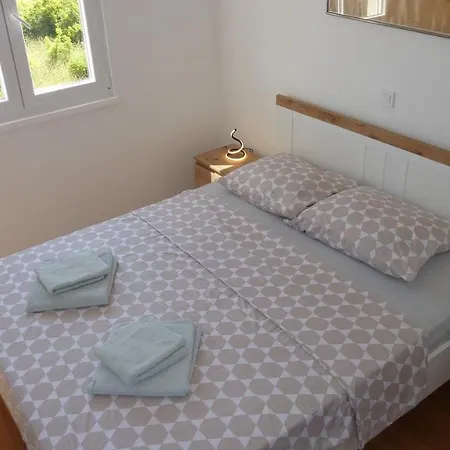 Jere With Private Parking